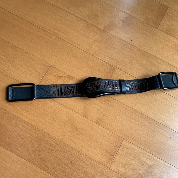 Chico's Grand Rios Leather and Metal Links Belt Women’s Size Small - Picture 9 of 12